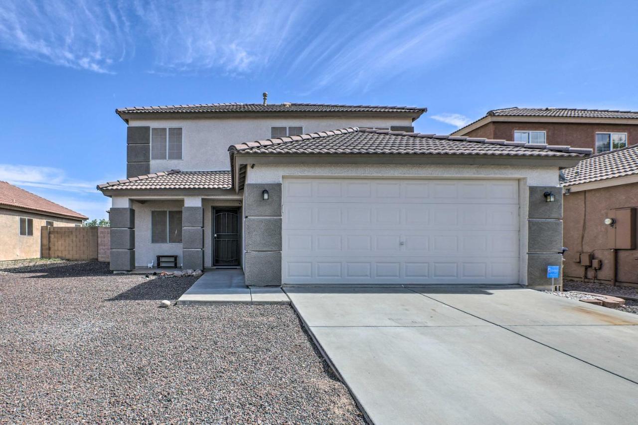 Dreamy El Mirage Oasis Less Than 12 Mi To Golf And Hike Bagian luar foto